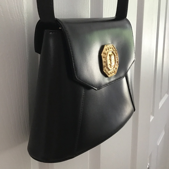 YSL Black Leather Handbag with YSL gold tone logo in the front - Picture 4 of 12